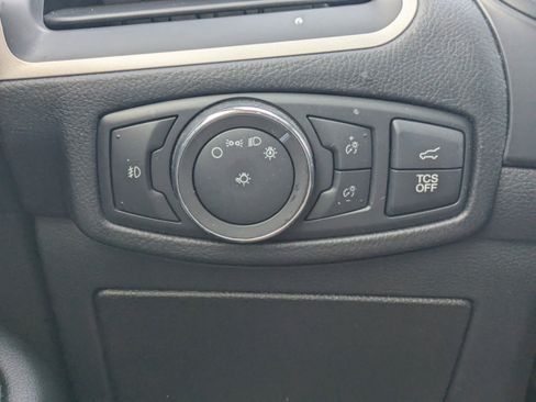 Used 2022 Ford Edge SEL w/ Convenience Package image 25