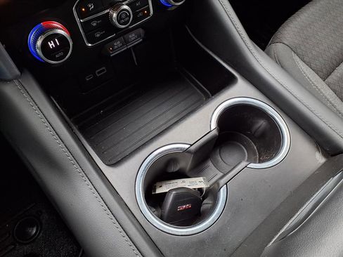 Certified 2023 GMC Yukon XL SLE image 11