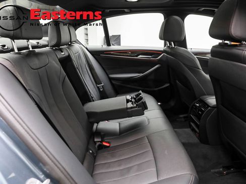 Used 2022 BMW 530i xDrive 530i xDrive w/ M Sport Package image 24