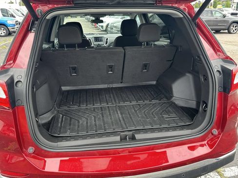 Used 2021 Chevrolet Equinox LT FWD image 11
