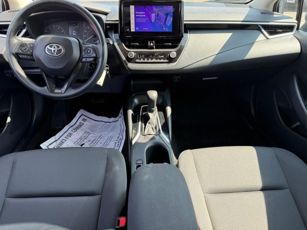 Used 2023 Toyota Corolla LE FWD image 8