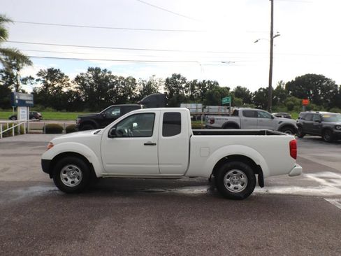 Used 2021 Nissan Frontier S RWD image 5