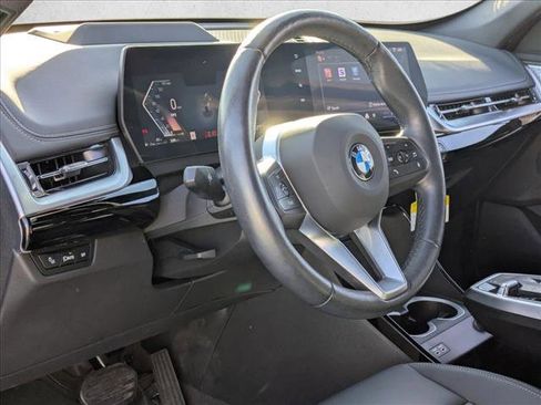 Used 2024 BMW X1 xDrive28i w/ Premium Package image 11