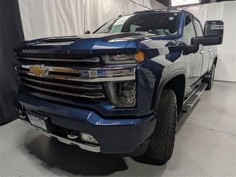 Used 2022 Chevrolet Silverado 3500 High Country w/ Z71 Off-Road Package image 9
