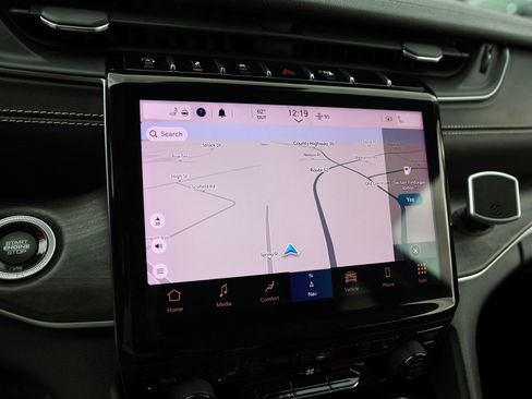 Used 2021 Jeep Grand Cherokee L Limited image 30