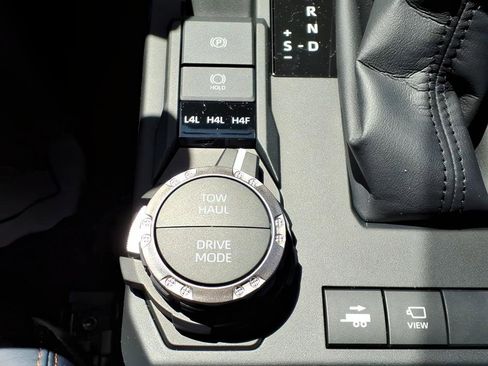 New 2026 Toyota 4Runner 4WD image 14