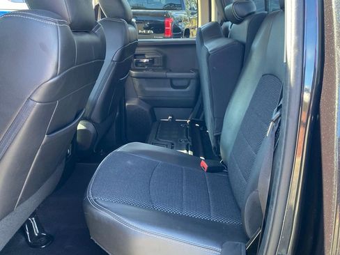 Used 2016 RAM 1500 Sport w/ Black Ram 1500 Sport Group image 8