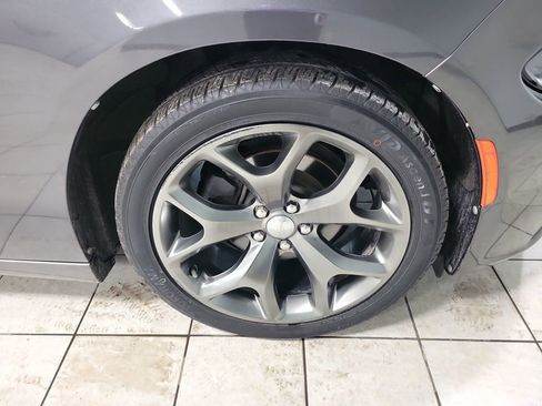 Used 2015 Dodge Charger SXT image 46