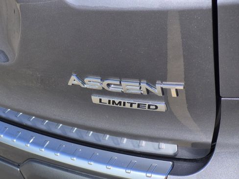 Used 2025 Subaru Ascent Limited AWD/4WD image 8