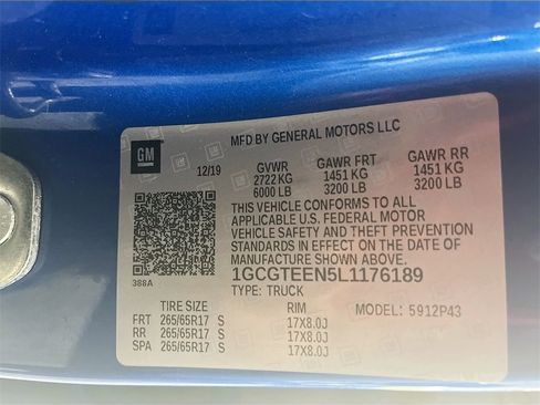 Used 2020 Chevrolet Colorado ZR2 w/ ZR2 Dusk Special Edition image 31