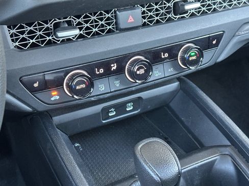 Used 2024 Honda Accord EX image 19