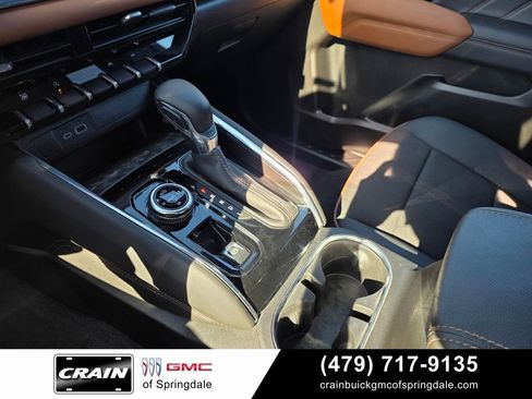 Used 2025 GMC Canyon AT4 AWD/4WD image 19