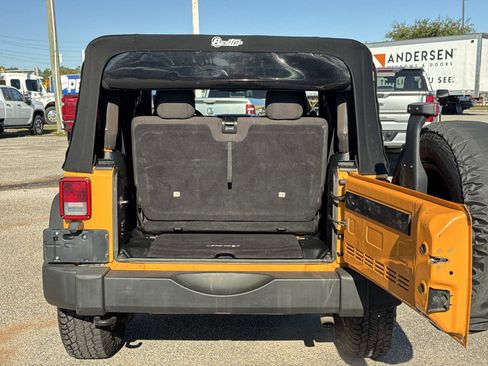 Used 2012 Jeep Wrangler Sport image 12