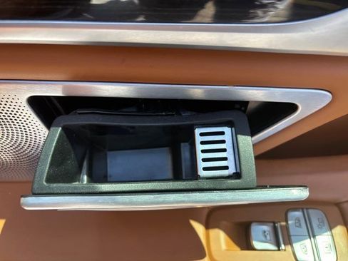 Used 2018 BMW 750i image 61