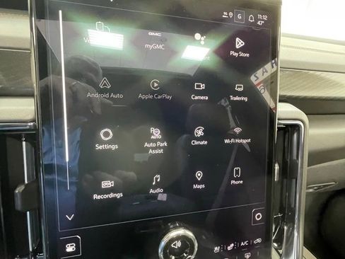 New 2026 GMC Yukon XL AT4 image 26