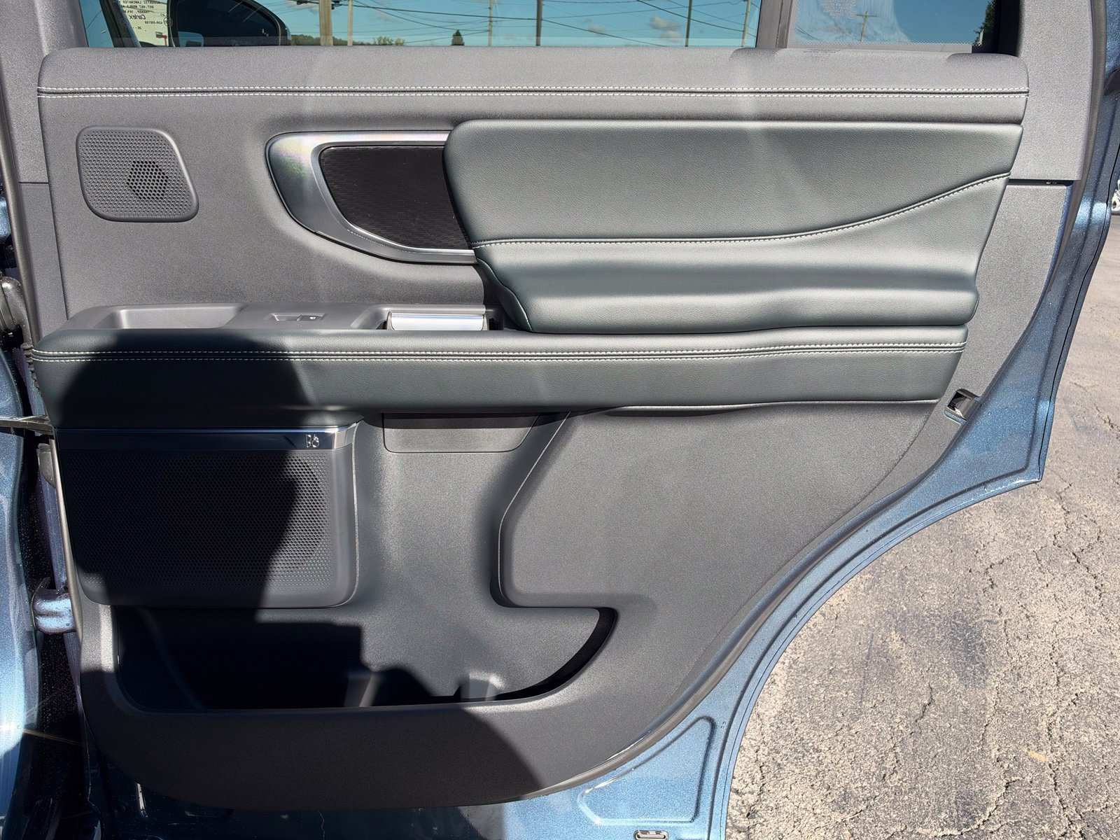 New 2027 Ford Expedition Platinum w/ Stealth Performance Package AWD/4WD image 35