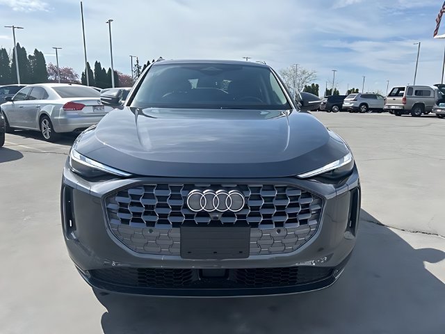 Used 2025 Audi Q5 Premium w/ Convenience Package AWD/4WD image 8