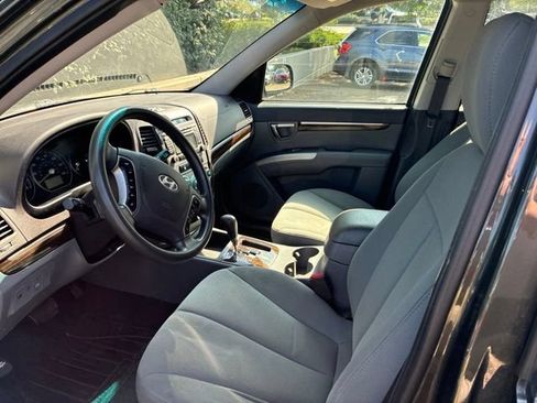 Used 2012 Hyundai Santa Fe GLS FWD image 5