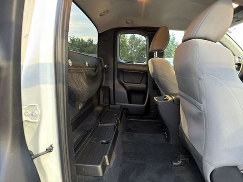 Used 2020 Toyota Tacoma SR RWD image 14