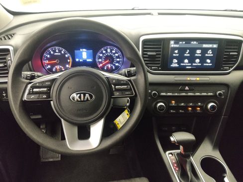 Used 2021 Kia Sportage LX AWD/4WD image 22
