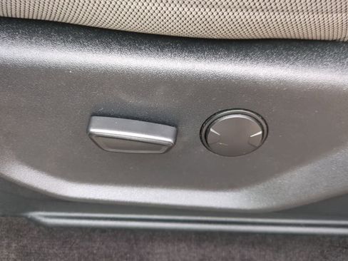 Used 2019 Ford F150 XLT image 17