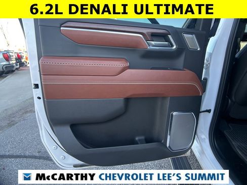 Used 2024 GMC Sierra 1500 Denali Ultimate image 30
