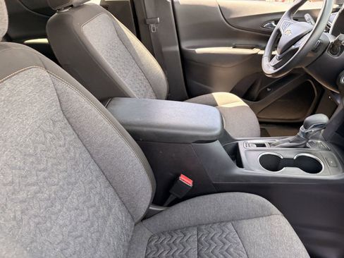 Used 2024 Chevrolet Equinox LT AWD/4WD image 10