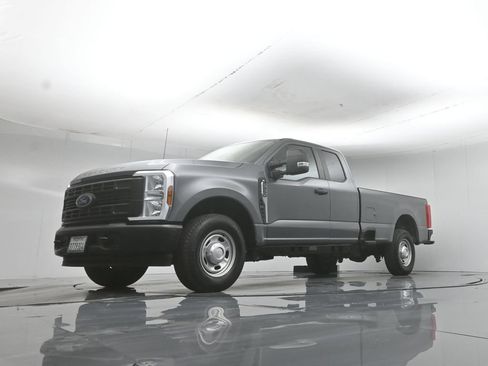 Certified 2025 Ford F250 XL RWD image 45