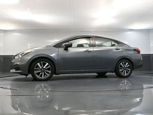 Used 2021 Nissan Versa SV image 44