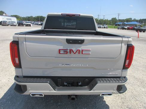 New 2026 GMC Sierra 1500 Denali w/ Denali Reserve Package AWD/4WD image 7