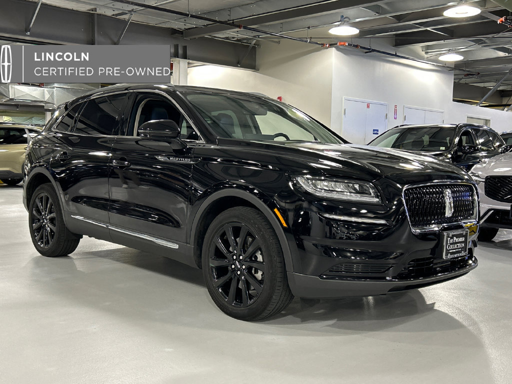 Used 2023 Lincoln Nautilus Reserve w/ Monochromatic Package AWD/4WD image 1