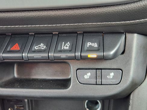 Used 2022 GMC Canyon Elevation w/ Elevation Premium Package image 39