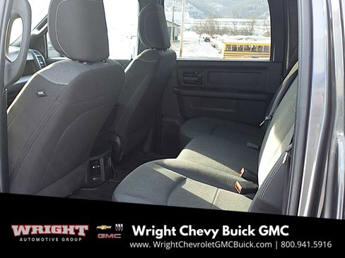 Used 2024 RAM 2500 Tradesman w/ Chrome Appearance Group image 28