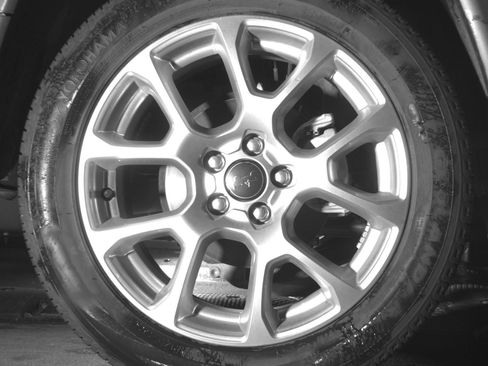 Used 2025 Jeep Compass Limited image 15