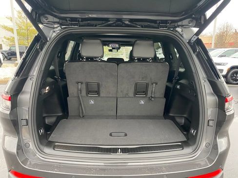 New 2026 Jeep Grand Cherokee L 4WD image 29