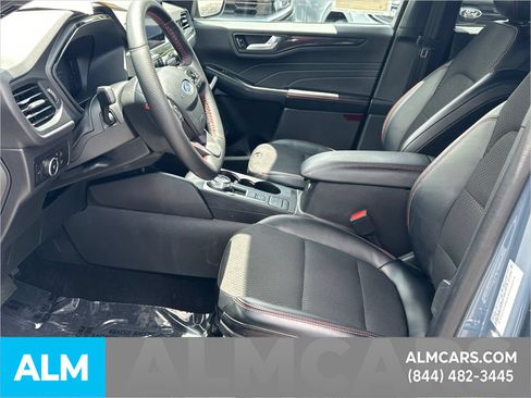 Certified 2025 Ford Escape ST-Line Select AWD/4WD image 10