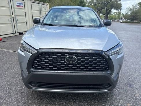 Used 2024 Toyota Corolla Cross L image 4