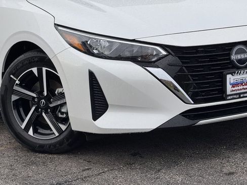 New 2025 Nissan Sentra SV w/ Trunk Package image 3