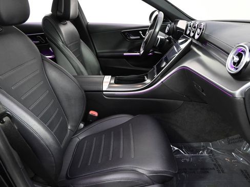 Used 2025 Mercedes-Benz C 300 4MATIC Sedan image 16