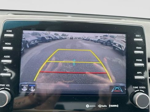 Used 2021 Toyota Avalon XLE FWD image 16