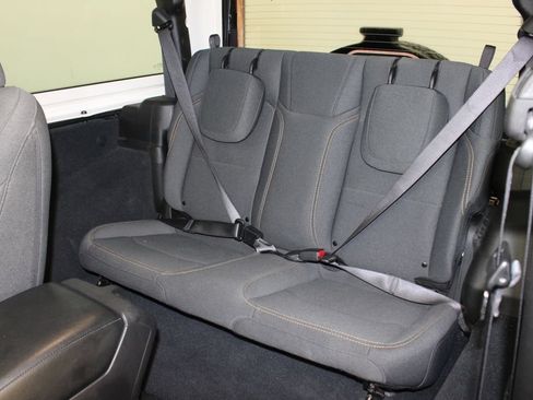 Used 2024 Jeep Wrangler Sport AWD/4WD image 5