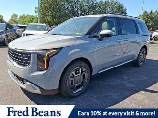 New 2026 Kia Carnival SX video 2