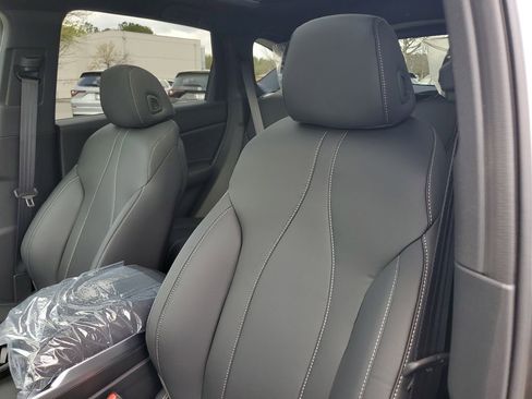 New 2026 Acura RDX SH-AWD image 17