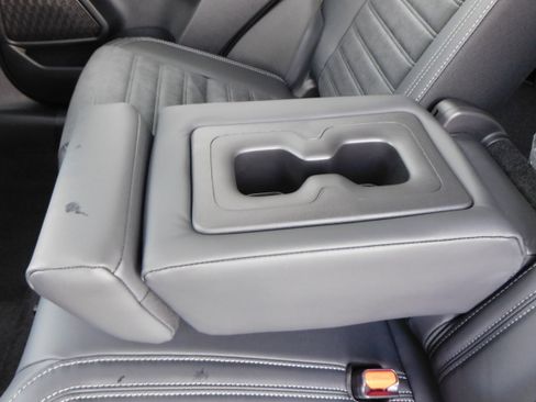 New 2026 Mitsubishi Outlander SE image 31