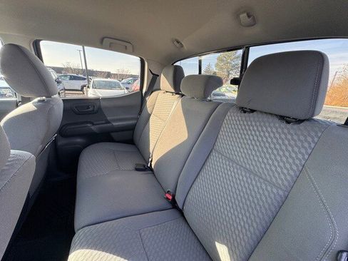 Used 2021 Toyota Tacoma SR image 13