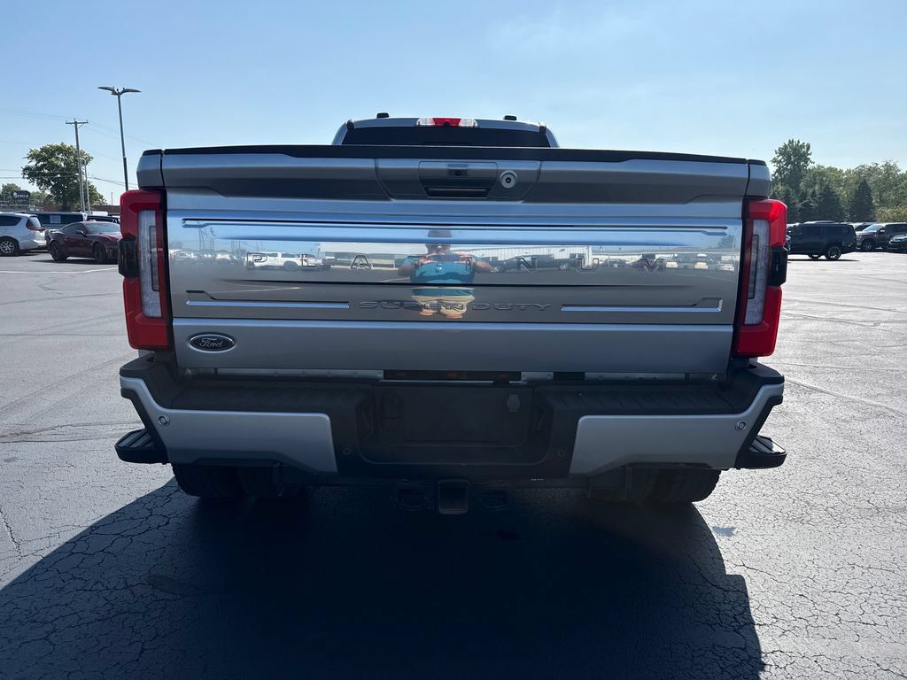 Used 2024 Ford F450 Platinum AWD/4WD image 7