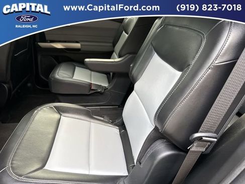 Used 2023 Ford Explorer XLT w/ Equipment Group 202A RWD image 18