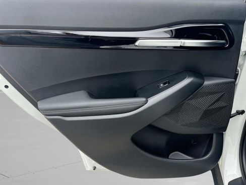 New 2026 Kia Seltos EX FWD image 19