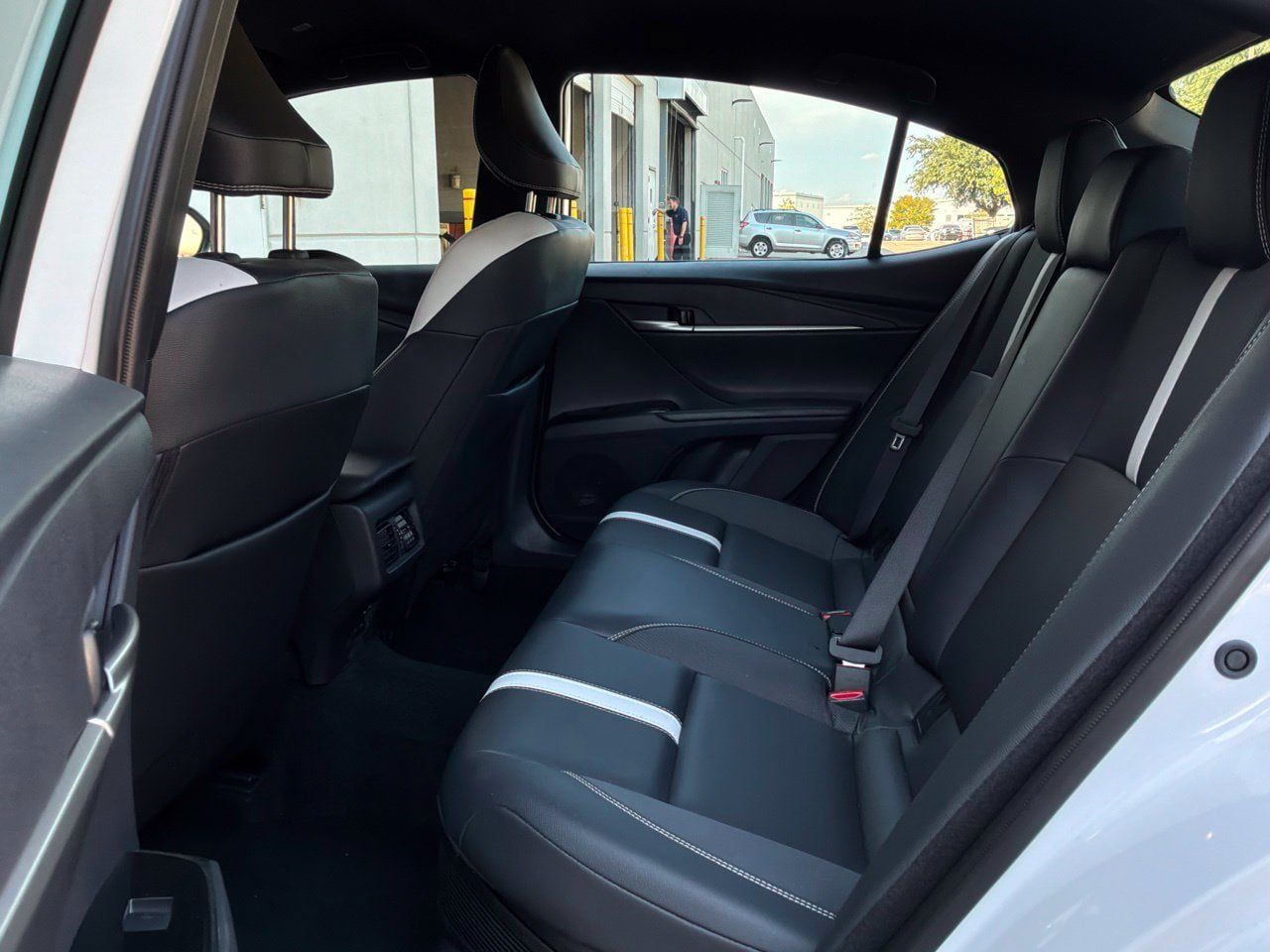 Used 2026 Toyota Camry SE FWD image 12