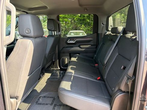 Used 2025 GMC Sierra 1500 SLT AWD/4WD image 25